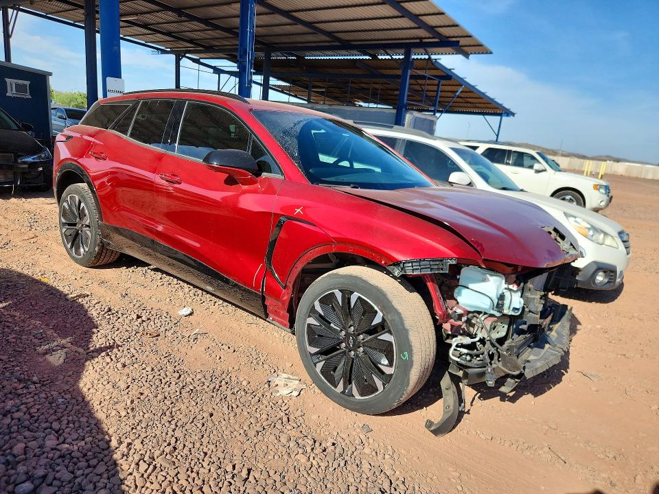 Photo 4 from auction – 2024 CHEVROLET BLAZER with VIN 3GNKDCRJXRS164170