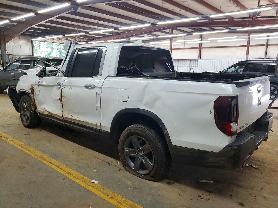 Photo 2 from auction – 2021 HONDA RIDGELINE with VIN 5FPYK3F53MB006407