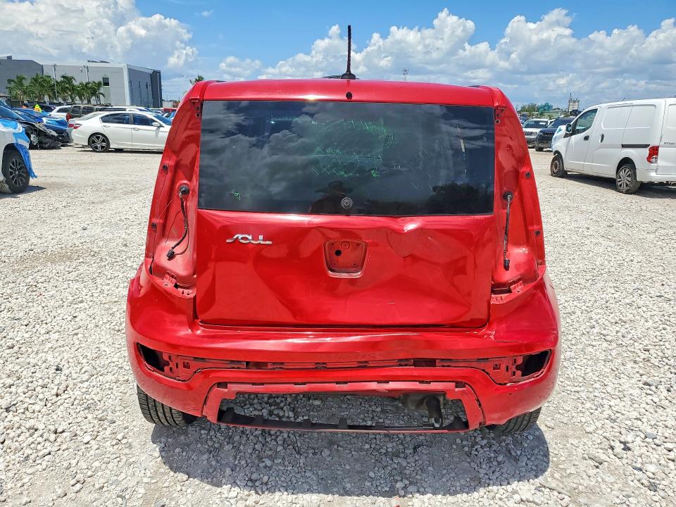 Photo 6 from auction – 2013 KIA SOUL with VIN KNDJT2A59D7576216