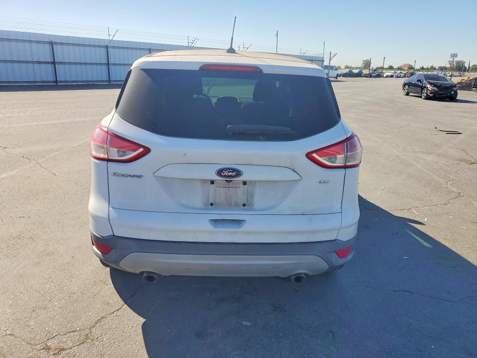 Photo 6 from auction – 2015 FORD ESCAPE with VIN 1FMCU0G71FUA92589