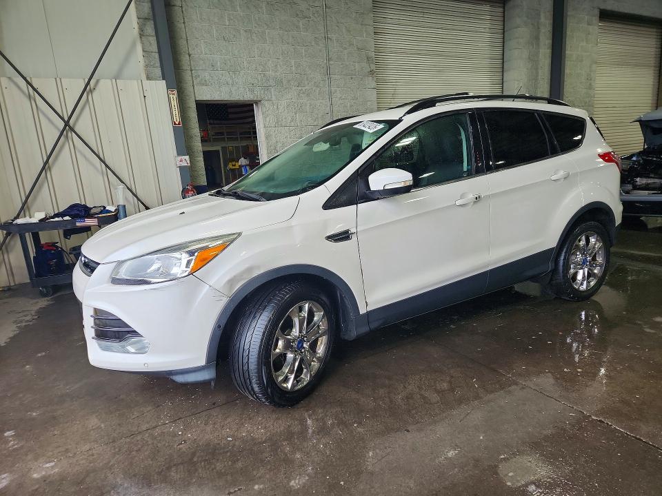 FORD ESCAPE 2013 with VIN 1FMCU0HX7DUB08435 - Photo from auction