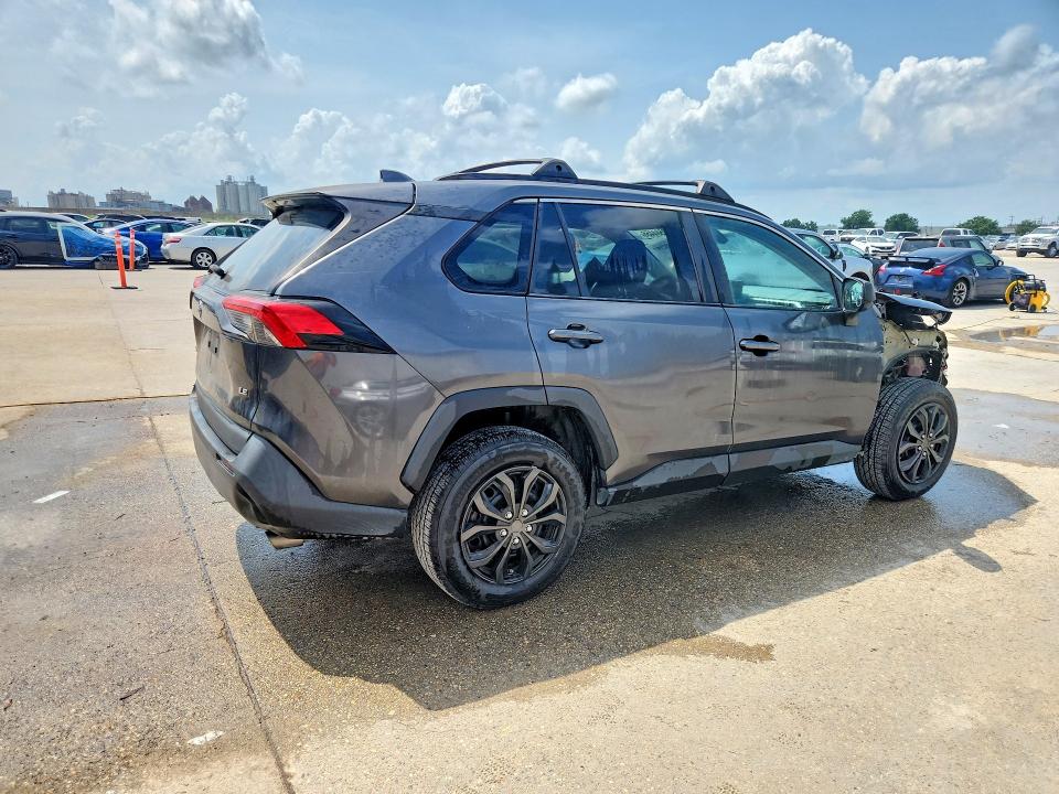 Photo 3 from auction – 2019 TOYOTA RAV4 with VIN 2T3H1RFV9KC026619