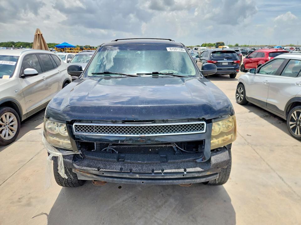Photo 5 from auction – 2010 CHEVROLET TAHOE with VIN 1GNMCBE32AR152387