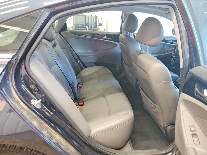 Photo 10 from auction – 2012 HYUNDAI SONATA with VIN 5NPEC4AB6CH453454