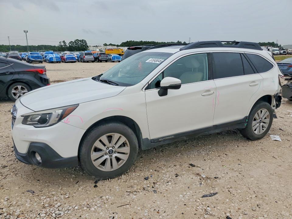 SUBARU OUTBACK 2019 with VIN 4S4BSAHC4K3341549 - Photo from auction