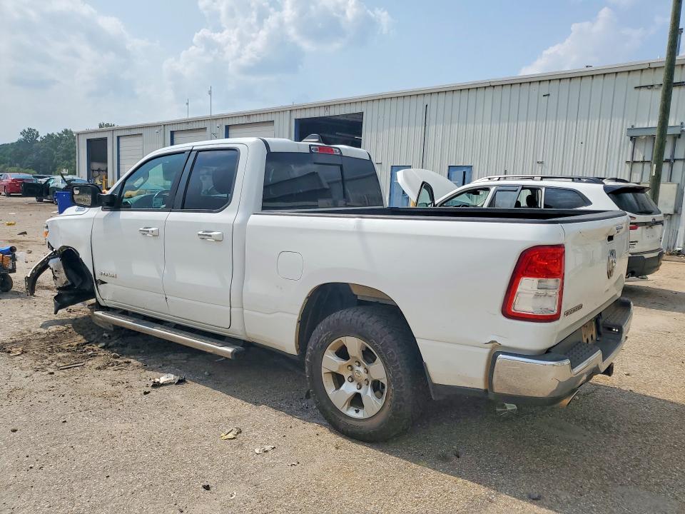 Photo 2 from auction – 2019 RAM 1500 with VIN 1C6RREBT4KN616928