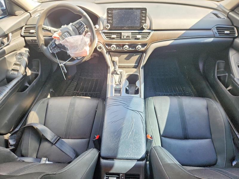 Photo 8 from auction – 2018 HONDA ACCORD with VIN 1HGCV1F4XJA080225