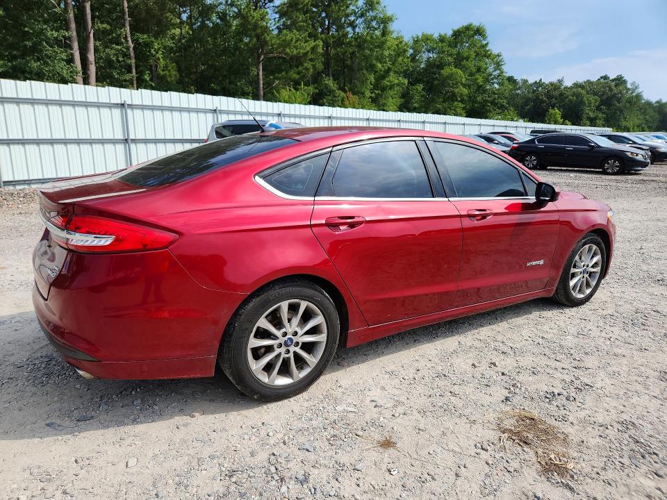 Photo 3 from auction – 2017 FORD FUSION with VIN 3FA6P0LU7HR316081