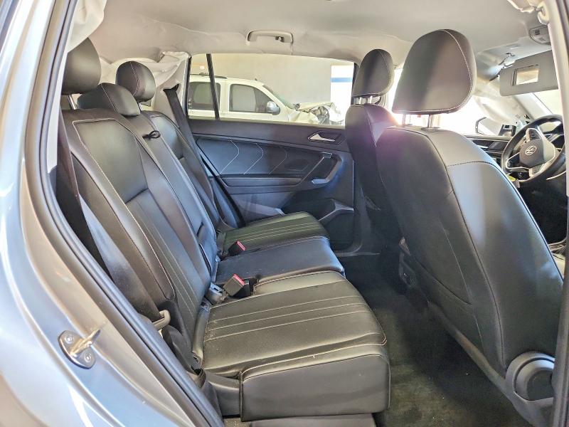 Photo 11 from auction – 2024 VOLKSWAGEN TIGUAN with VIN 3VV2B7AX0RM036015