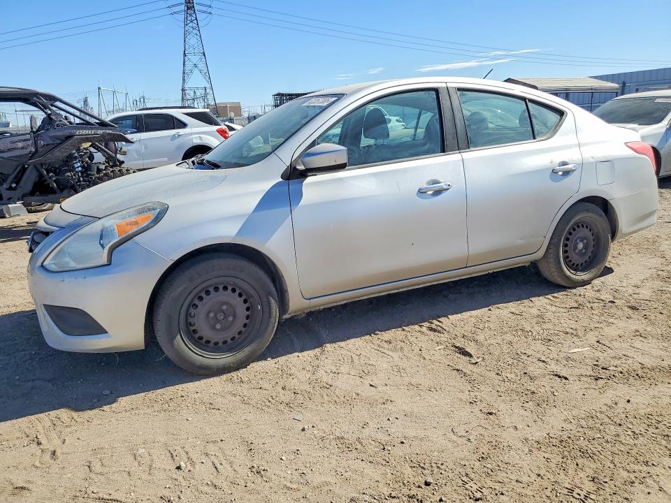 2017 NISSAN VERSA - Търг №62357386