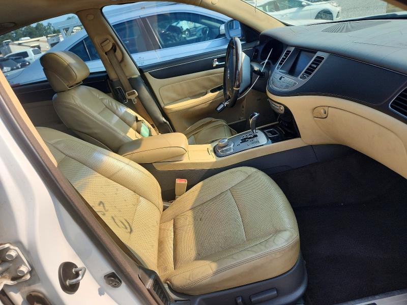 Photo 7 from auction – 2011 HYUNDAI GENESIS with VIN KMHGC4DF7BU114600