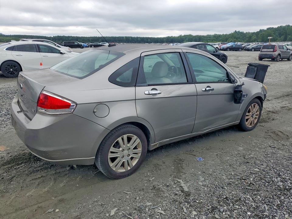 Photo 3 from auction – 2008 FORD FOCUS with VIN 1FAHP35N28W163817