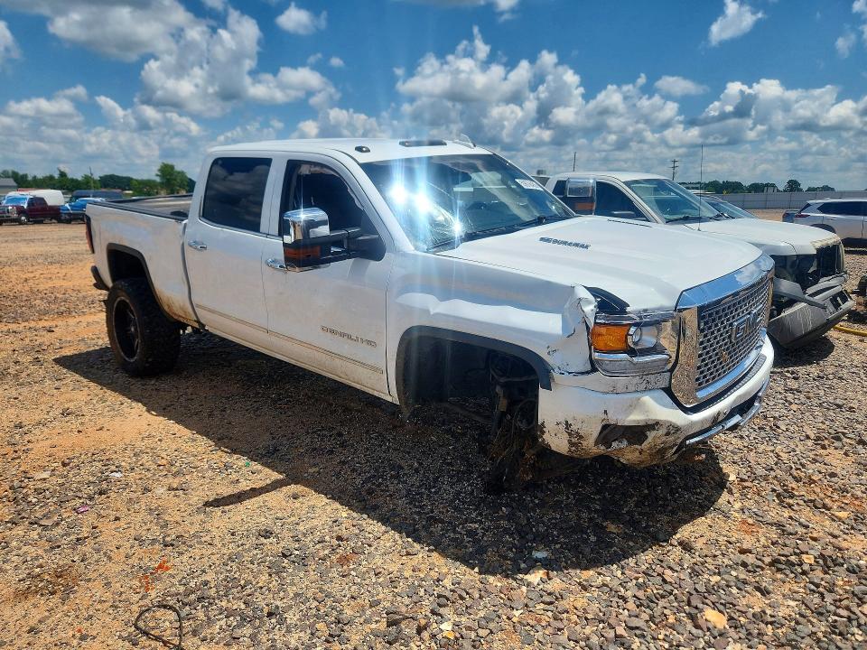 Zdjęcie 4 z aukcji – 2016 GMC SIERRA z VIN 1GT12UE8XGF214084