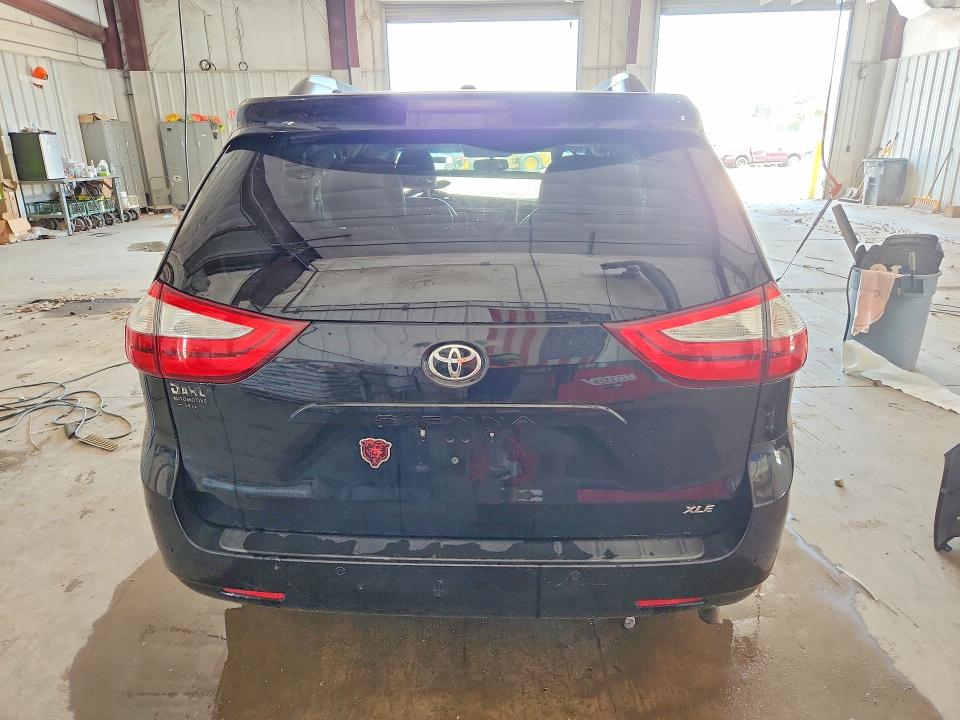 Photo 6 from auction – 2015 TOYOTA SIENNA with VIN 5TDYK3DC0FS689708