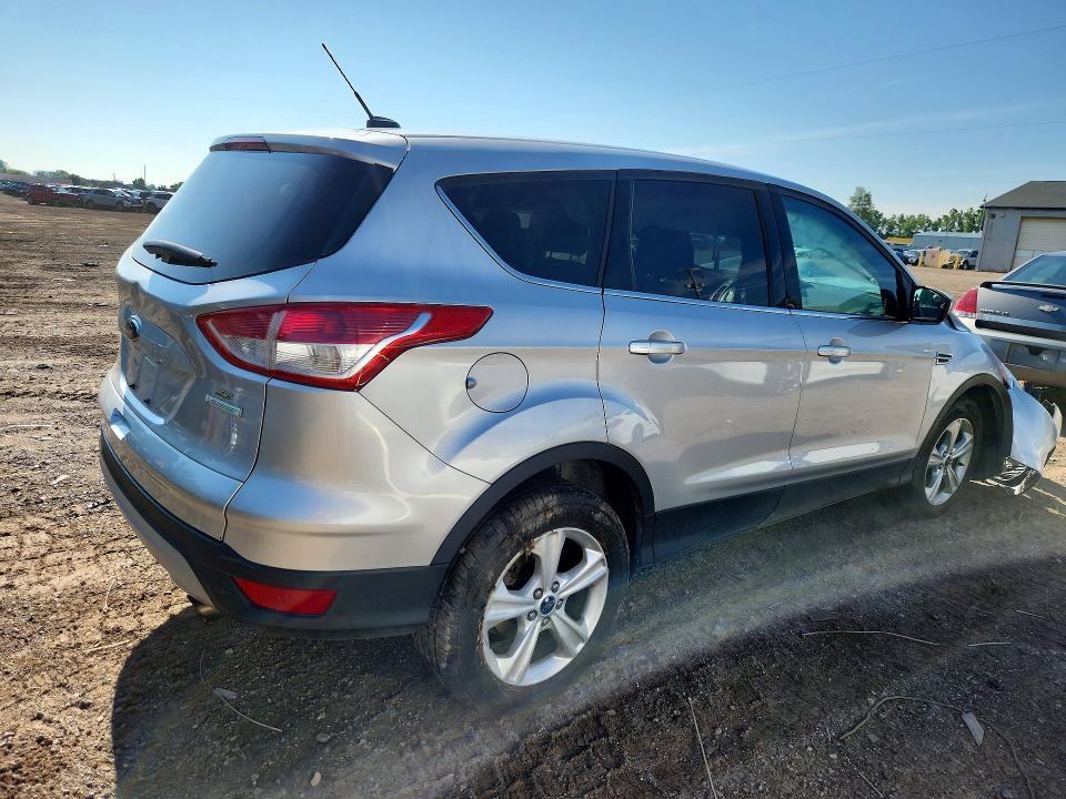 Photo 3 from auction – 2014 FORD ESCAPE with VIN 1FMCU0GX3EUB43136