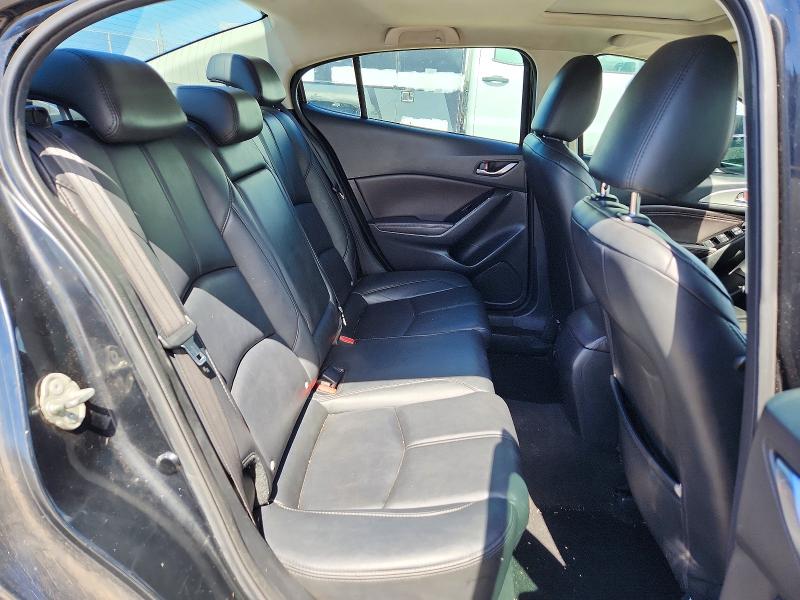 Photo 10 from auction – 2018 MAZDA 3 with VIN 3MZBN1V33JM174840