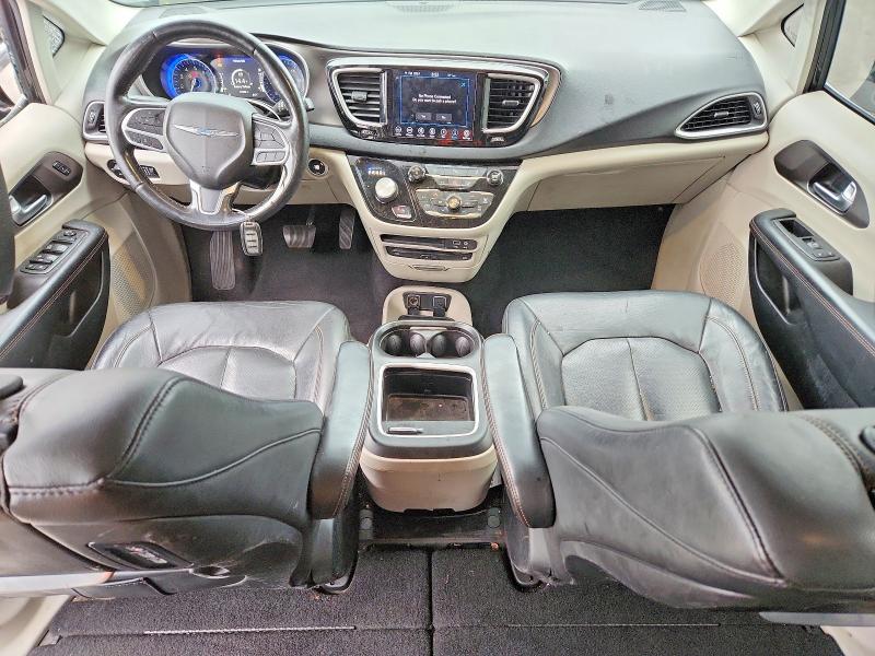 Photo 8 from auction – 2020 CHRYSLER PACIFICA with VIN 2C4RC1EGXLR172816