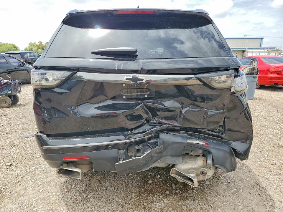 Photo 6 from auction – 2018 CHEVROLET TRAVERSE with VIN 1GNERKKW2JJ172851