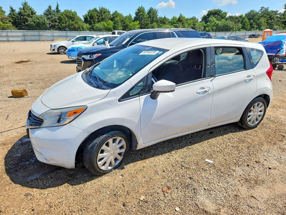 NISSAN VERSA NOTE 2015 with VIN 3N1CE2CP8FL421630 - Photo from auction