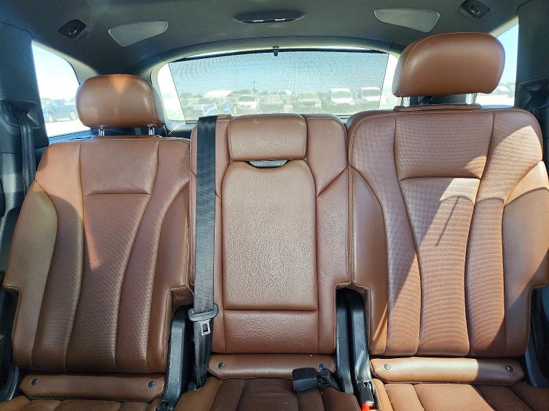 Photo 10 from auction – 2018 AUDI Q7 with VIN WA1VAAF78JD017985
