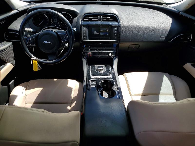 Photo 8 from auction – 2017 JAGUAR XE with VIN SAJAD4BV3HA954838