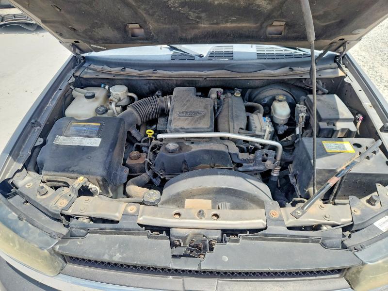 Photo 12 from auction – 2005 CHEVROLET TRAILBLAZER with VIN 1GNDS13S452376542
