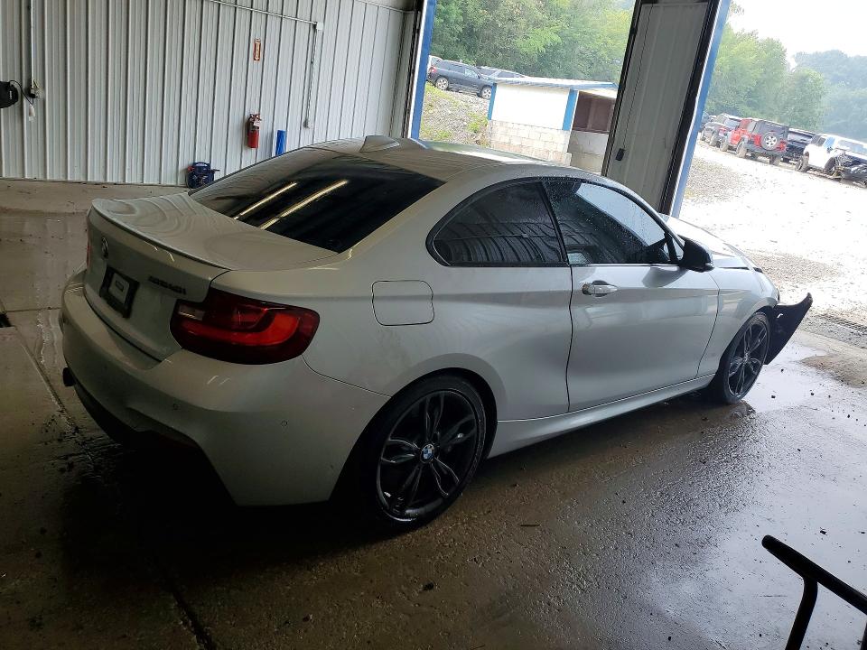 صورة رقم 3 من المزاد - 2017 BMW M240XI مع VIN WBA2G3C37HV641492