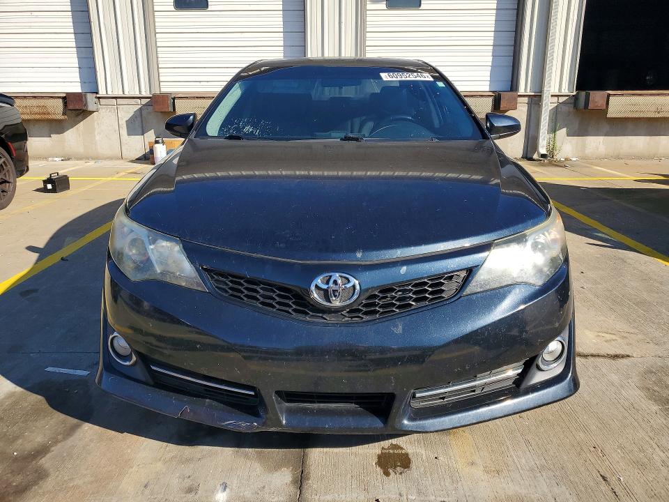 Zdjęcie 5 z aukcji – 2012 TOYOTA CAMRY z VIN 4T1BF1FK0CU082343