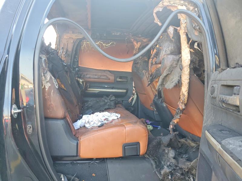 Photo 10 from auction – 2014 TOYOTA TUNDRA with VIN 5TFAW5F10EX346113