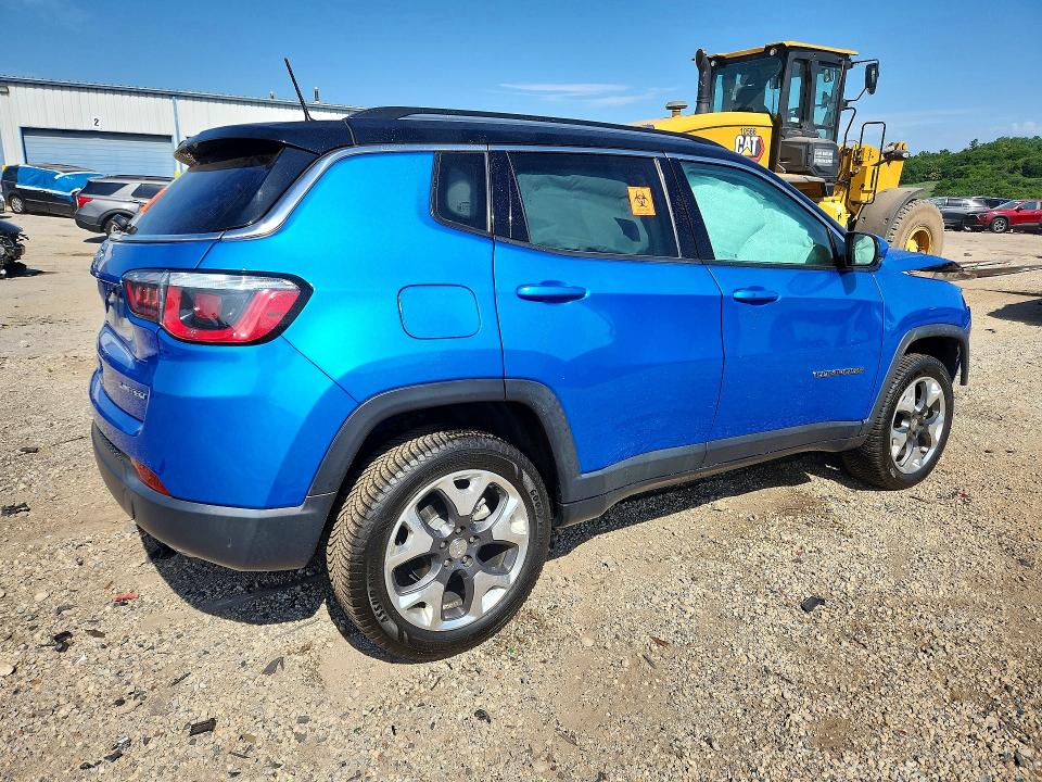 Photo 3 from auction – 2020 JEEP COMPASS with VIN 3C4NJDCB4LT106675