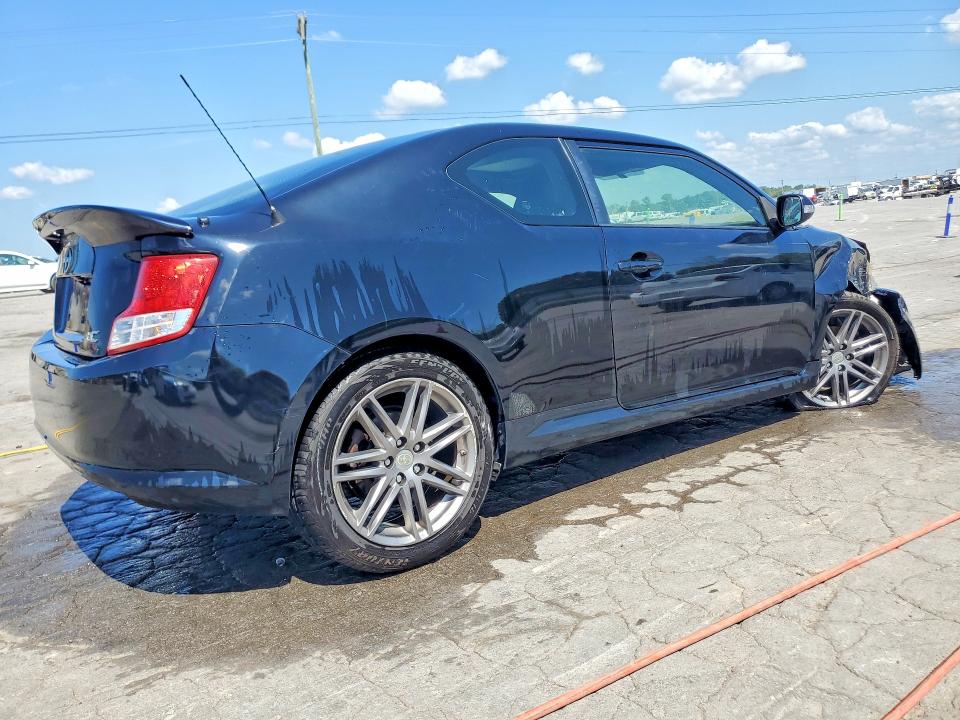 Photo 3 from auction – 2013 SCION TC with VIN JTKJF5C77D3058211