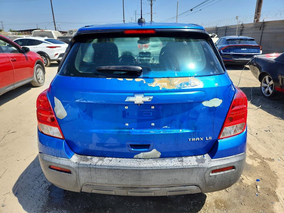 Photo 6 from auction – 2016 CHEVROLET TRAX with VIN KL7CJKSB6GB729460