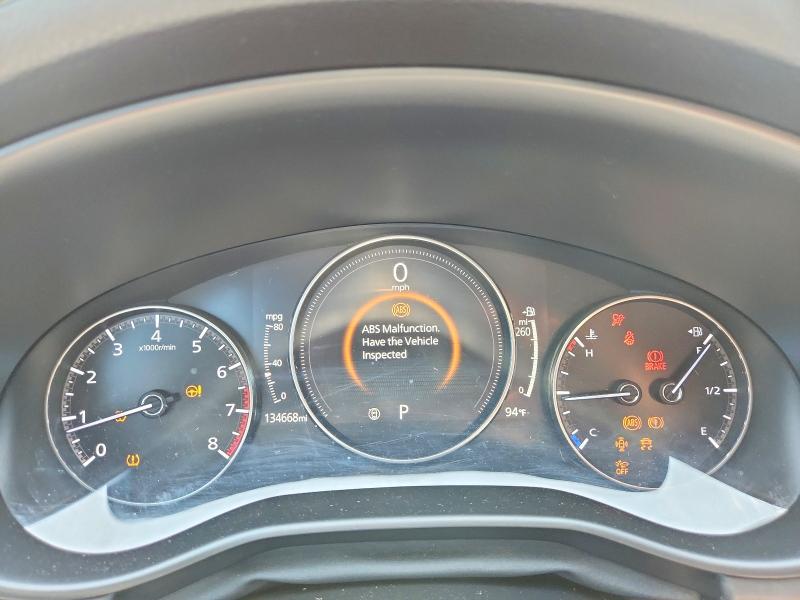 Photo 9 from auction – 2019 MAZDA 3 with VIN JM1BPAMMXK1146751