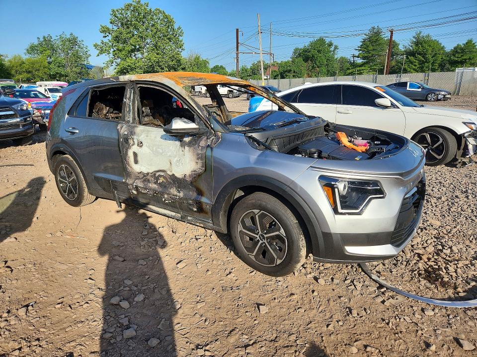 Photo 4 from auction – 2026 KIA NIRO with VIN KNDCP3LE3T5328442