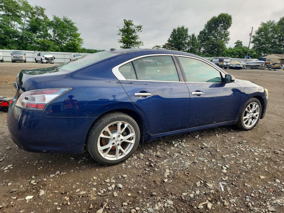Photo 3 from auction – 2013 NISSAN MAXIMA with VIN 1N4AA5AP0DC822026