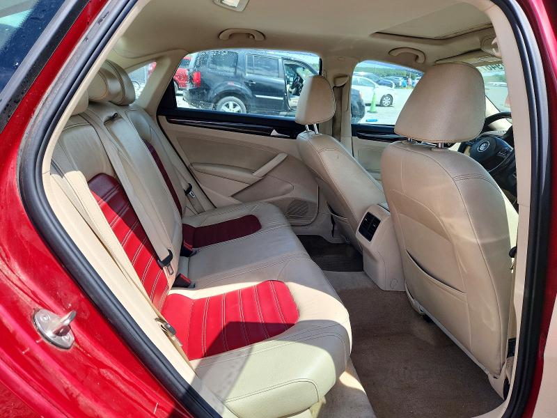 Photo 10 from auction – 2015 VOLKSWAGEN PASSAT with VIN 1VWCV7A36FC121250