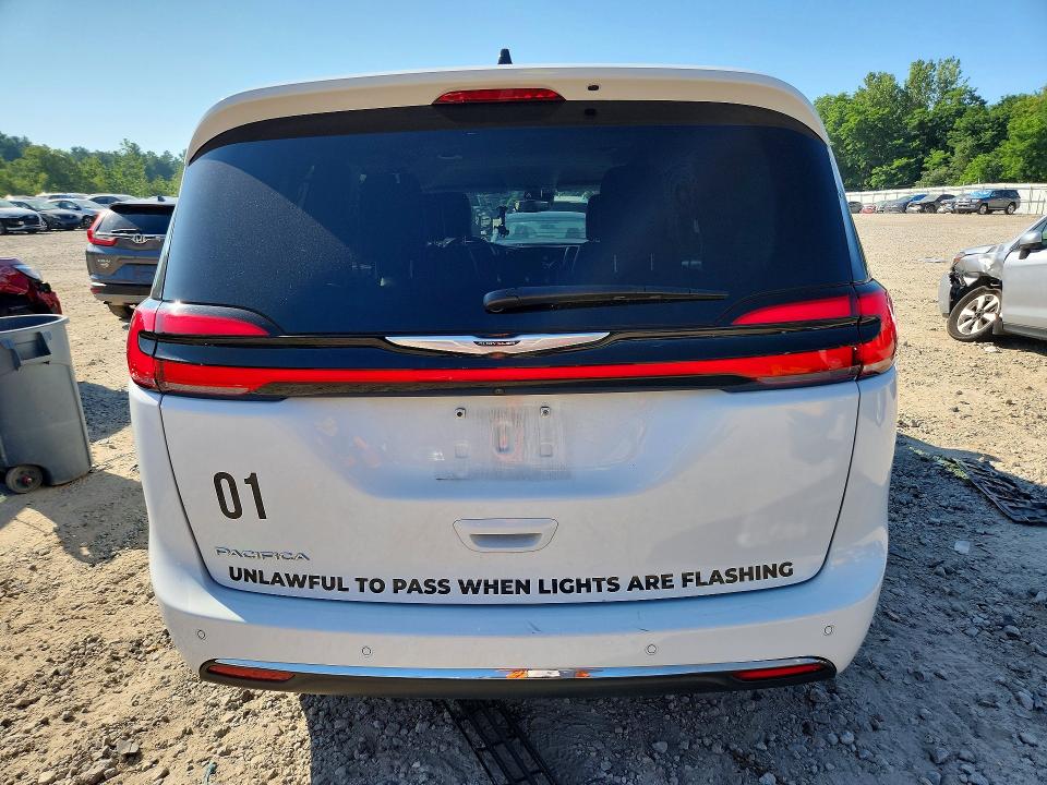 Photo 6 from auction – 2024 CHRYSLER PACIFICA with VIN 2C4RC1BG4RR155183