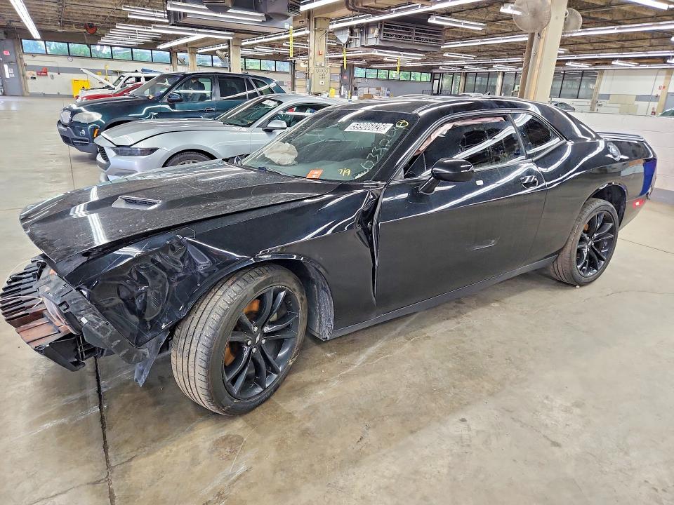 DODGE CHALLENGER 2018 with VIN 2C3CDZAG7JH276887 - Photo from auction