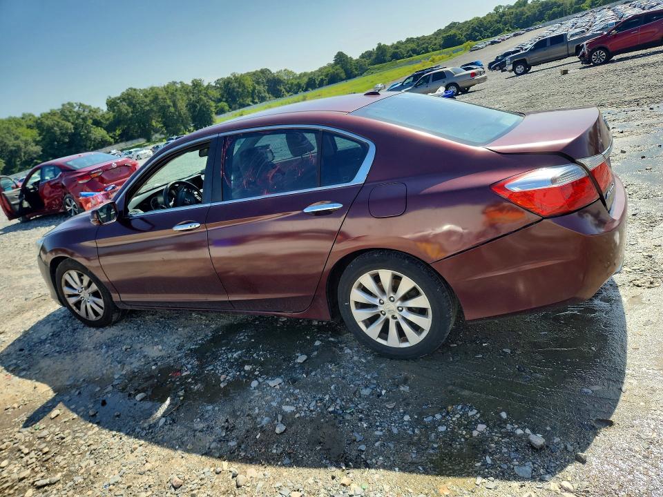 Photo 2 from auction – 2013 HONDA ACCORD with VIN 1HGCR2F85DA049742