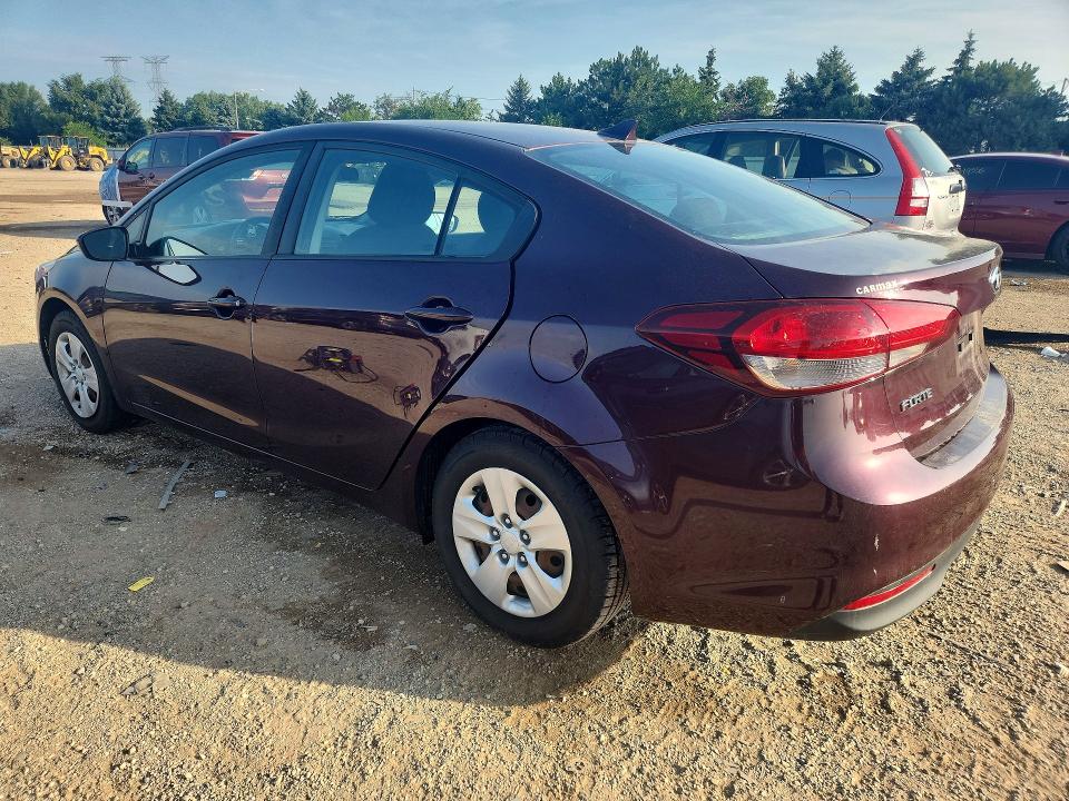 Снимка 2 от търг – 2018 KIA FORTE с VIN 3KPFK4A79JE213139