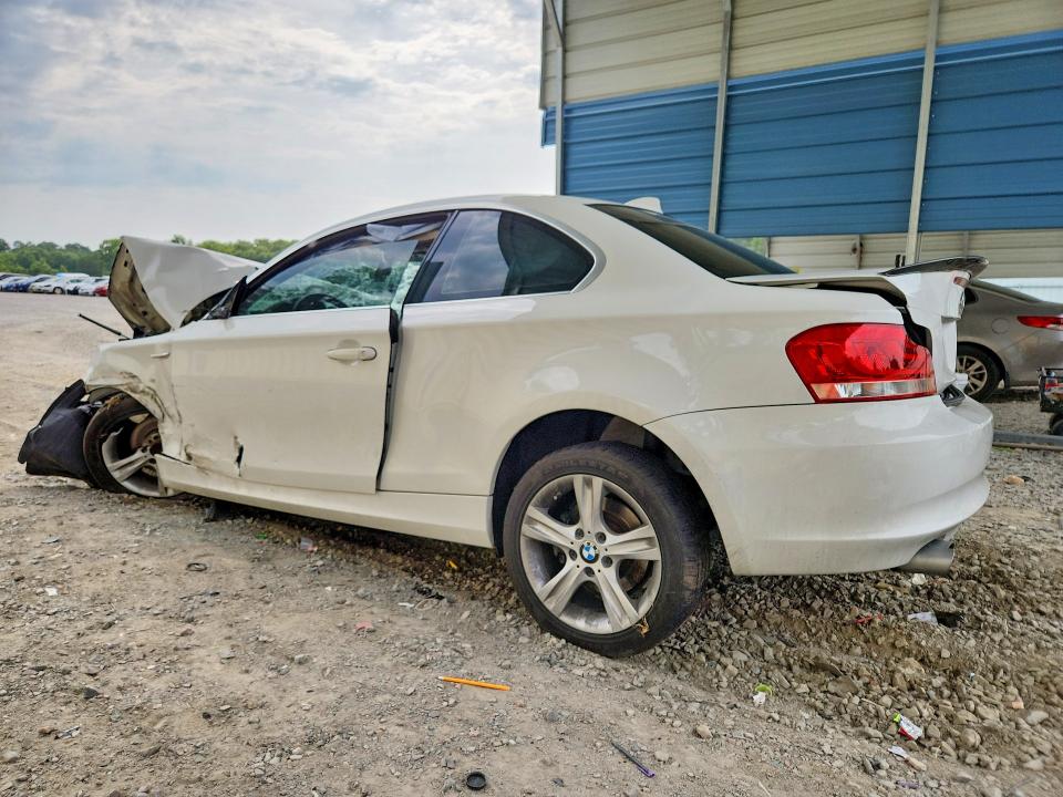 Снимка 2 от търг – 2013 BMW 128 с VIN WBAUP7C54DVP25586