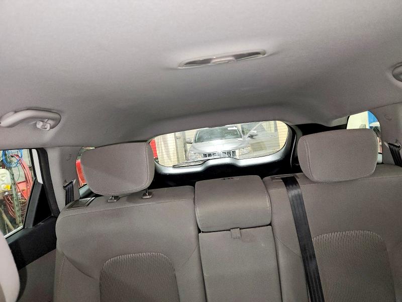 Photo 10 from auction – 2016 HYUNDAI SANTA FE with VIN KM8SMDHF7GU156189