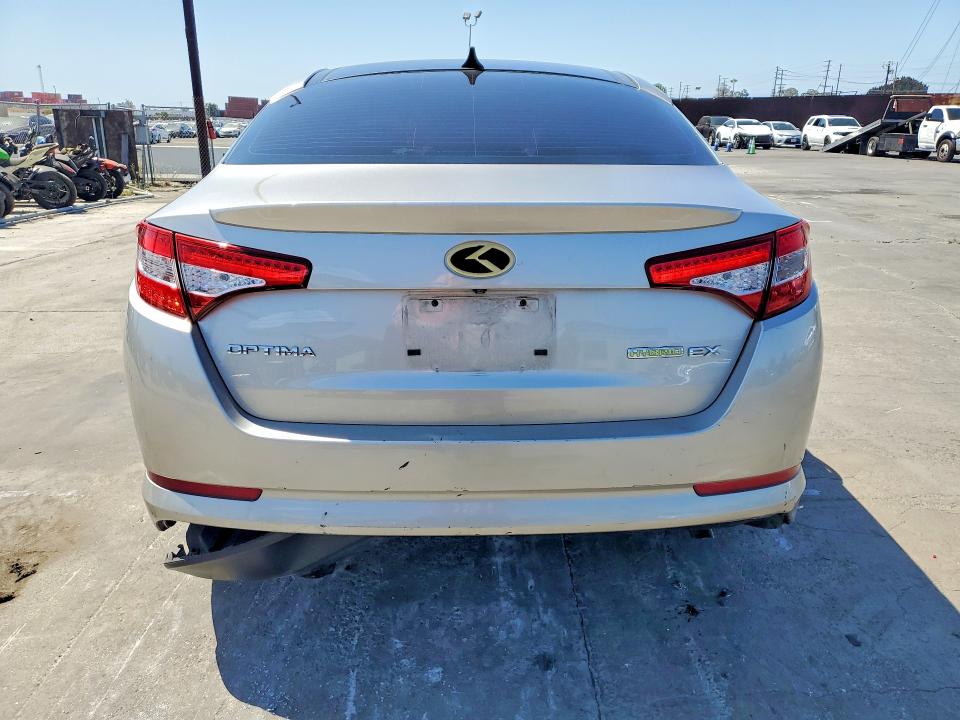 Photo 6 from auction – 2013 KIA OPTIMA with VIN KNAGM4AD2D5053882