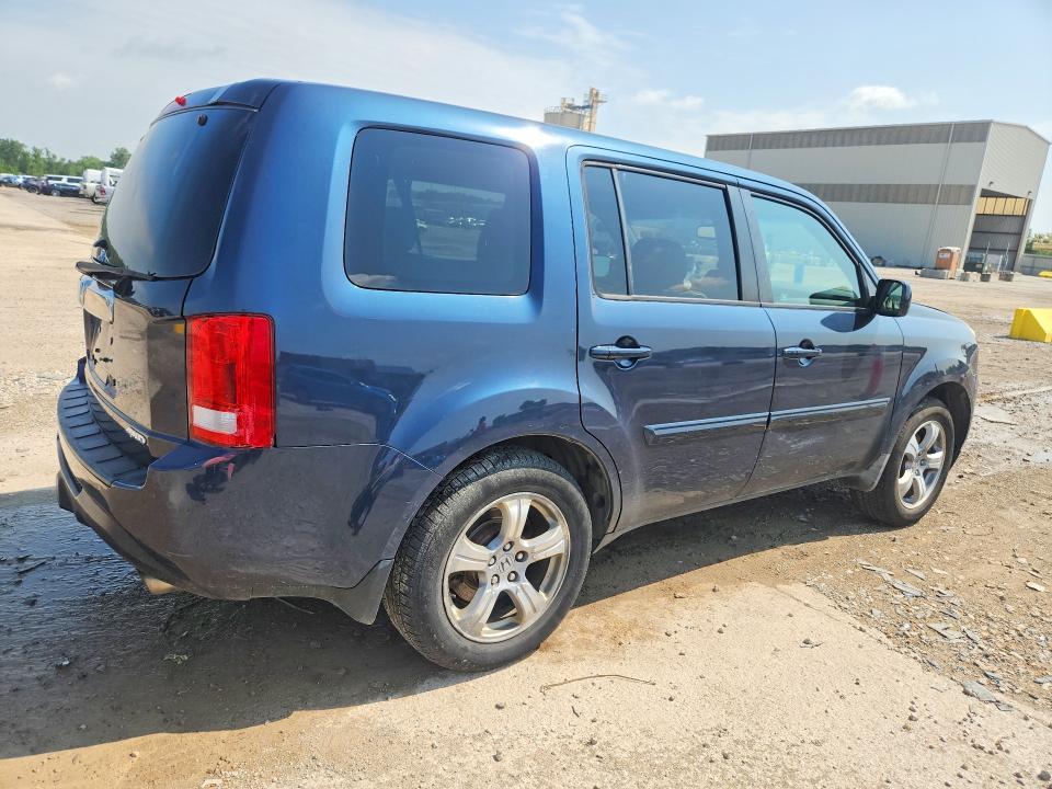 Photo 3 from auction – 2012 HONDA PILOT with VIN 5FNYF4H56CB045037