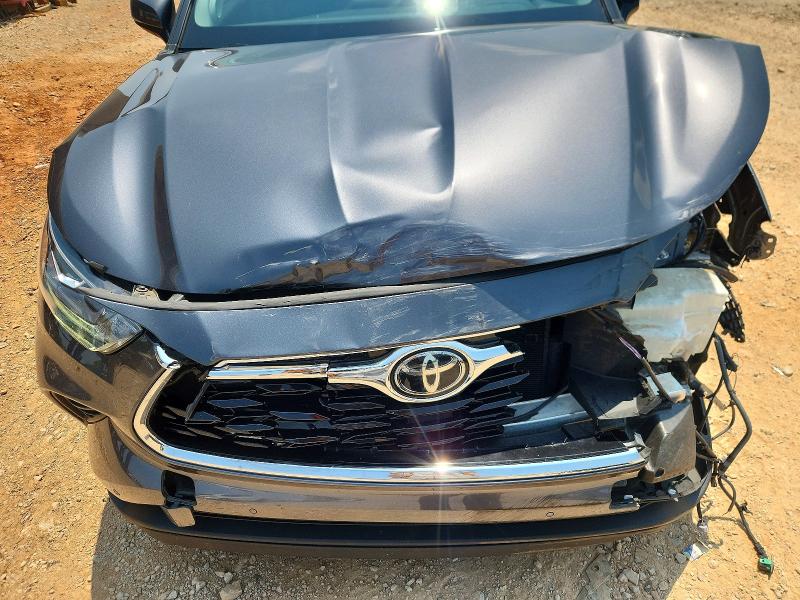 Photo 12 from auction – 2021 TOYOTA HIGHLANDER with VIN 5TDYZRAH8MS044106