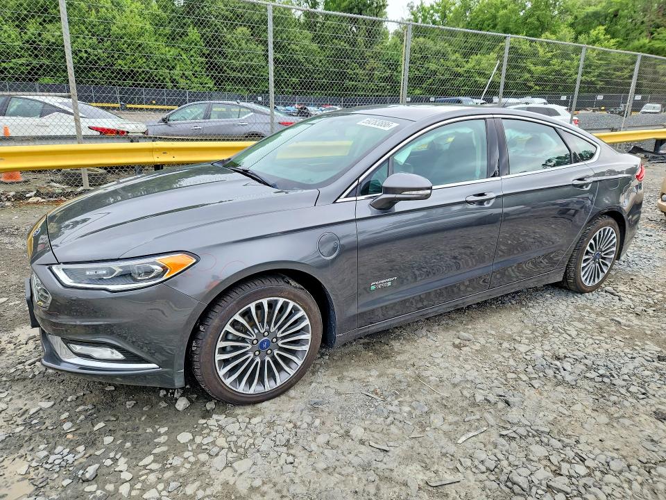 FORD FUSION 2017 with VIN 3FA6P0PU7HR321016 - Photo from auction