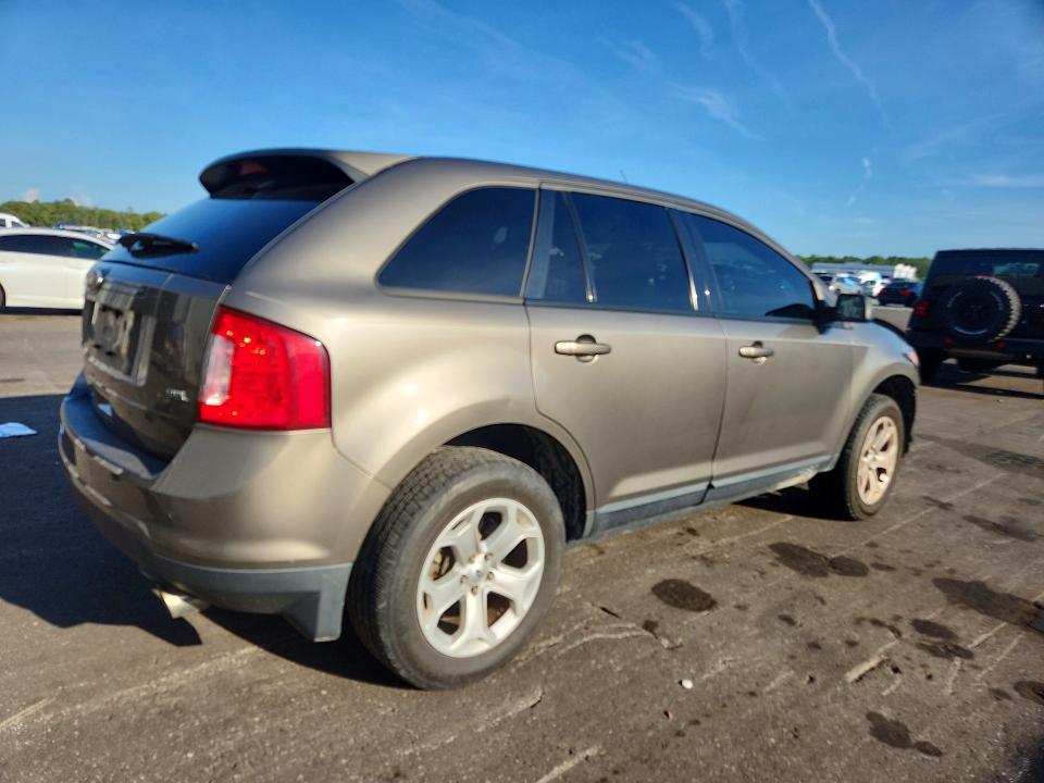 Photo 3 from auction – 2013 FORD EDGE with VIN 2FMDK3JC4DBB65703