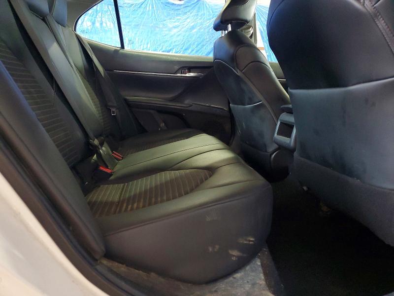 Photo 10 from auction – 2020 TOYOTA CAMRY with VIN 4T1G11AK0LU961997