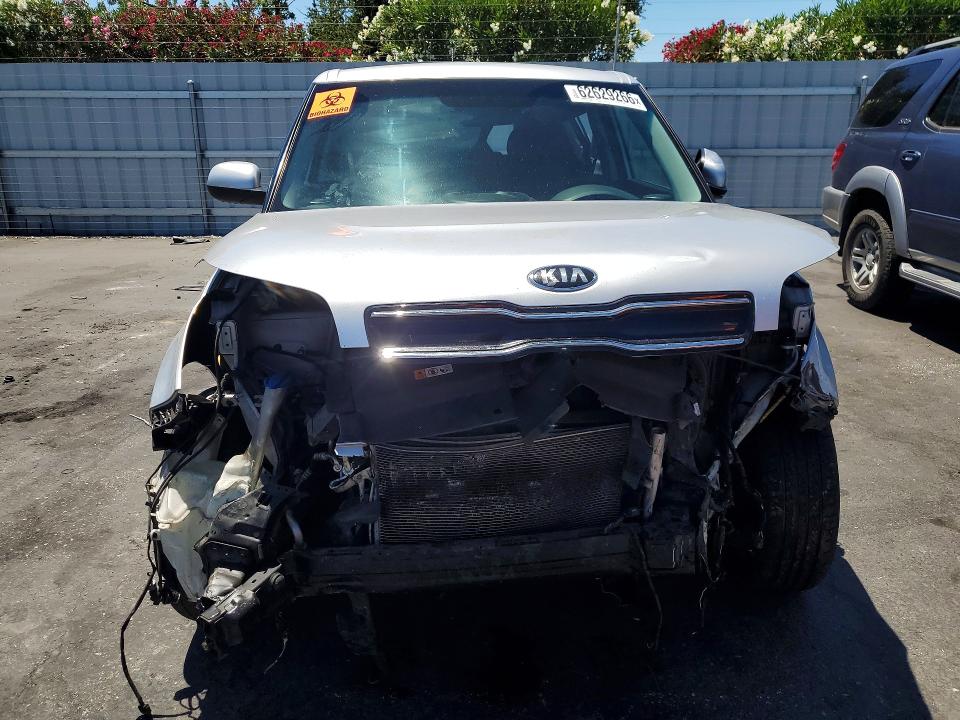 Photo 5 from auction – 2018 KIA SOUL with VIN KNDJP3A50J7539254