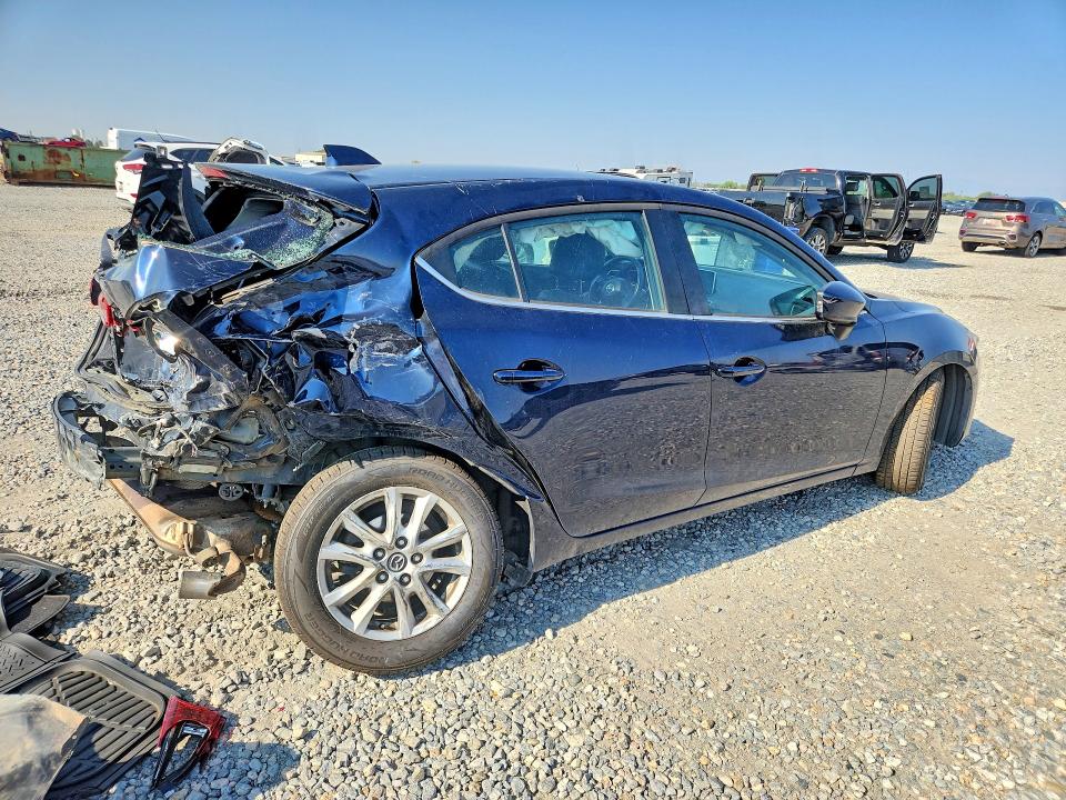 Photo 3 from auction – 2015 MAZDA 3 with VIN 3MZBM1M76FM179139